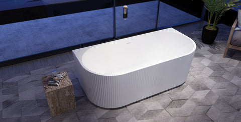 QF Series fluted bathtub three-quarter view