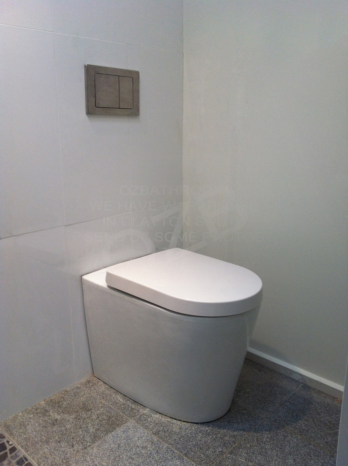 Rimless Floor Mounted Concealed Cistern Toilet Suite 590*360*400