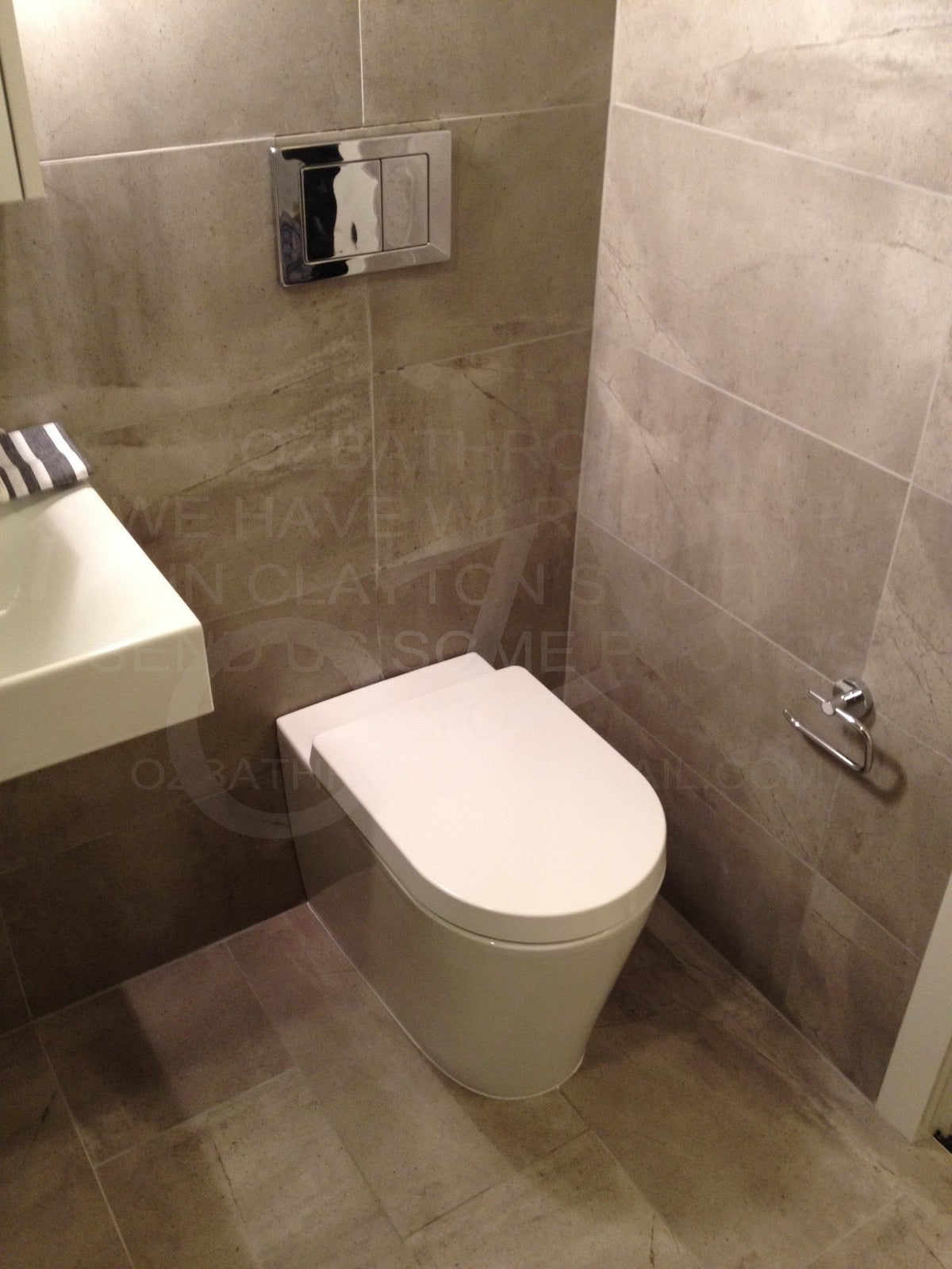 Rimless Floor Mounted Concealed Cistern Toilet Suite 590*360*400