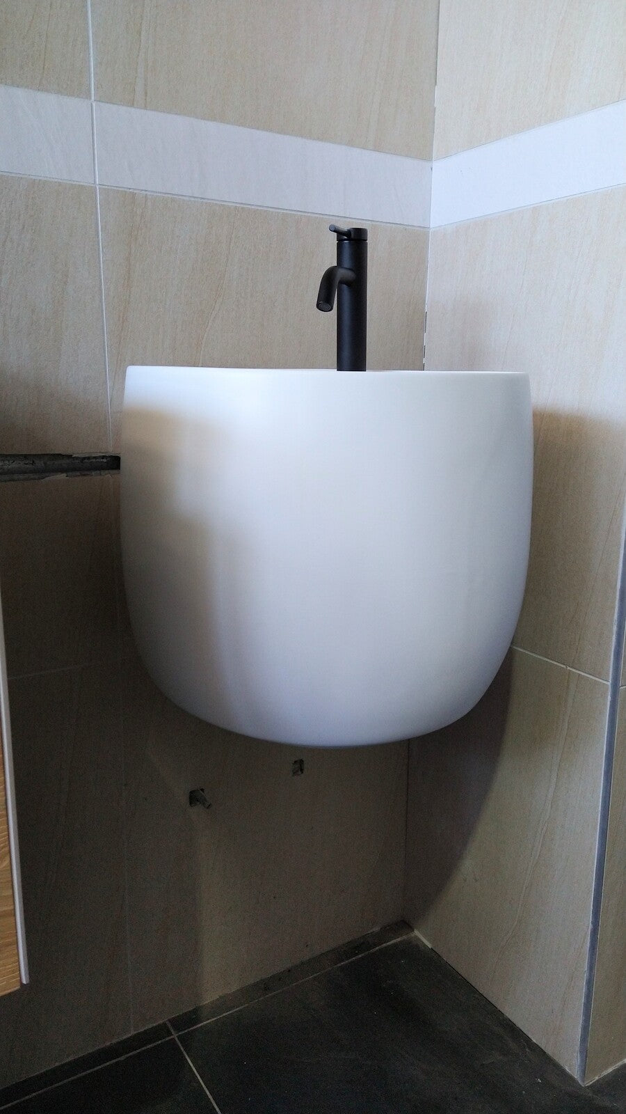 440*470*385mm Matte white Slim Edge With Overflow Wall Hung Porcelain Basin Bathroom Vanity